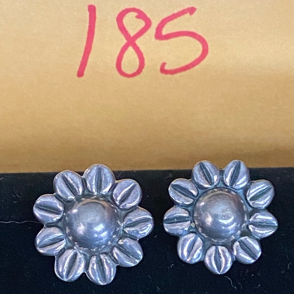 VINTAGE SIGNED MWS 925 STERLING SILVER MEXICO SUNFLOWER STUD EARRINGS - Picture 9 of 9